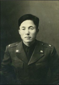 General Choi Hong-Hi (military).jpg