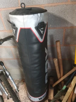 garage-punch-bag.webp