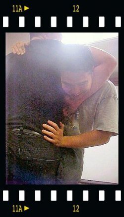 $Lamont-Chadhold2.jpg