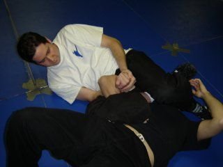 $armbar-bicep-3.JPG
