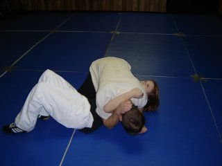 $sidemount-armbar-2.jpg