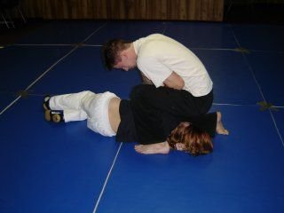 $sidemount-armbar-4.jpg
