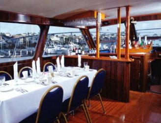 $Hornblower%20Bar.jpg