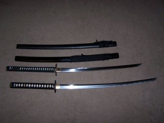 $swords.jpg