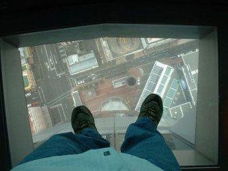 $glass floor 01.jpg