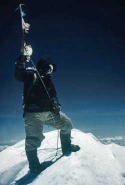 $Hillary TenzingonSummit.jpg