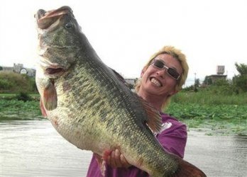 $.largemouth_bass_record_mh101.jpg