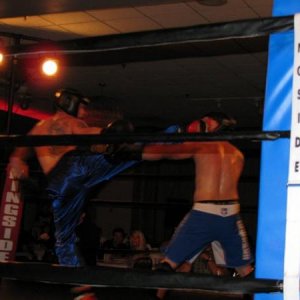 Dustin head kick n