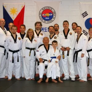 group photo of attendees of the Grand Master Park Seminar Oct 6 2009 (137)