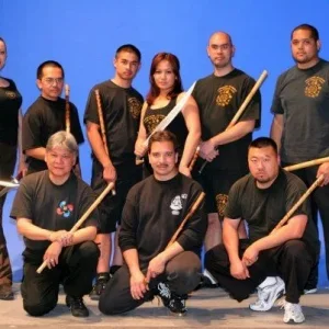group shot with the inosanto isntructors and students
