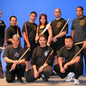 group shot with the inosanto isntructors and students