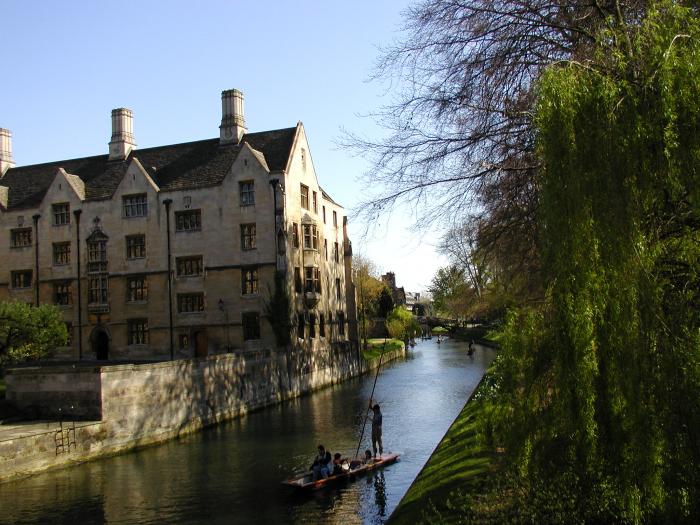 Punting boats on the river, Cambridge, UK