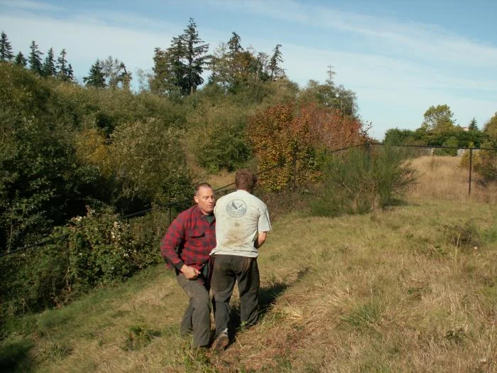 Training outdoors Sat 10 11 08 working on uneven rough ground covered with hidden obstacles and dangers and lessons