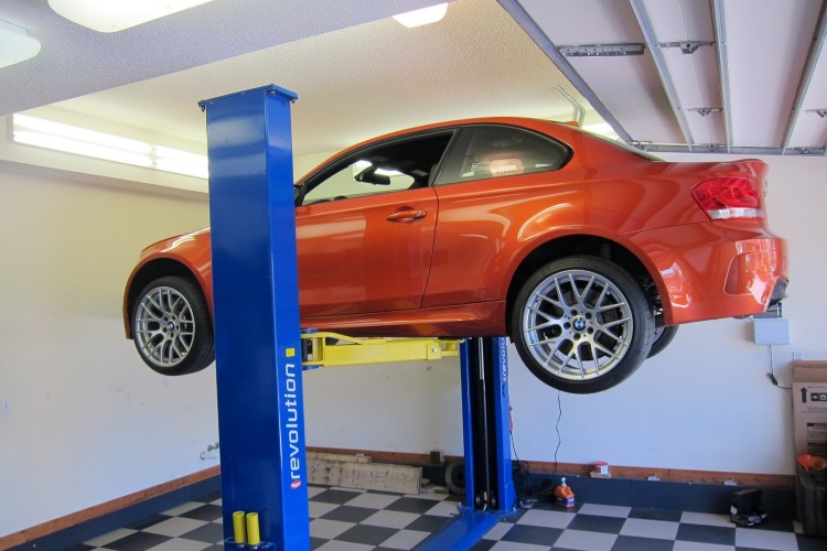 bmw-1m-oil-change-18-750x500.jpg