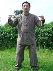 CZL-zhan-zhong.jpg
