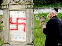_40377217_gravestone_ap203body.jpg