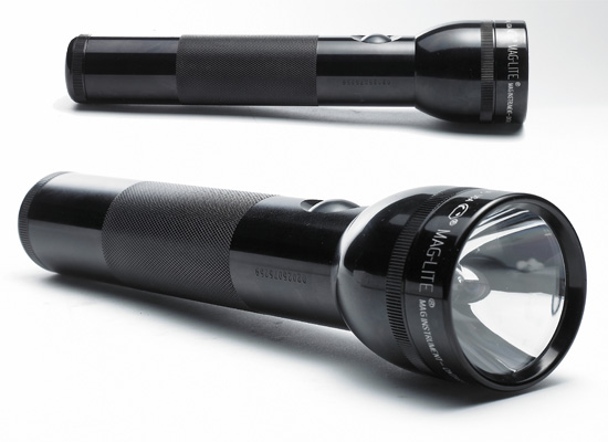 Flashlight-Maglite-2.jpg