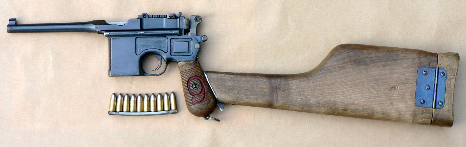 Mauser_C96_M1916_Red_9_7.JPG
