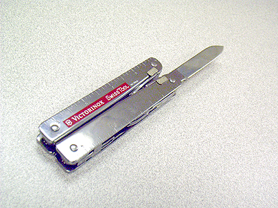 swisstool04.jpg
