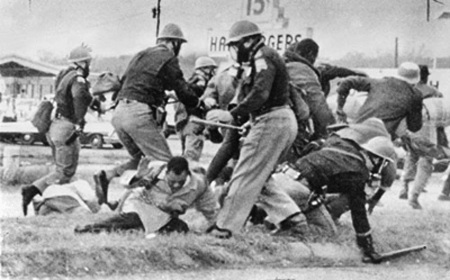 john-lewis-beaten-edmund-pettus-bridge-030765.jpg