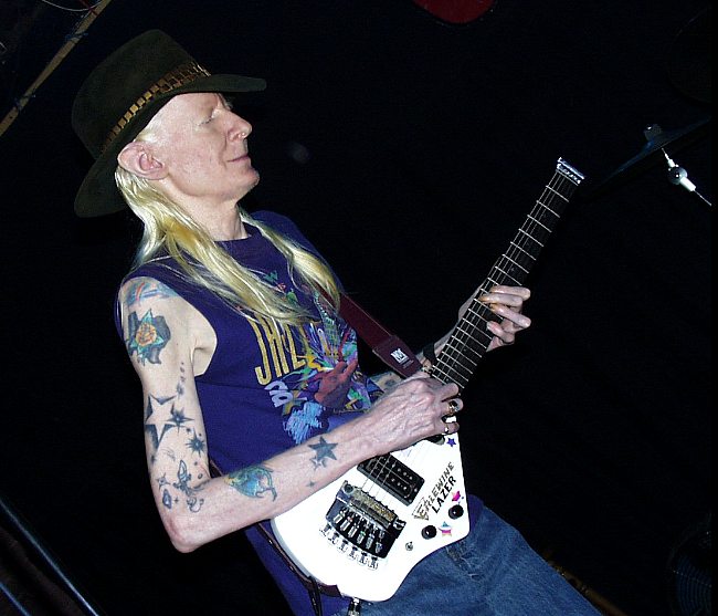 johnny_winter-1.jpg