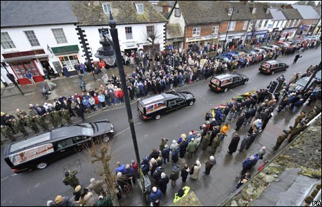 _45540898_6_3_cortege.jpg