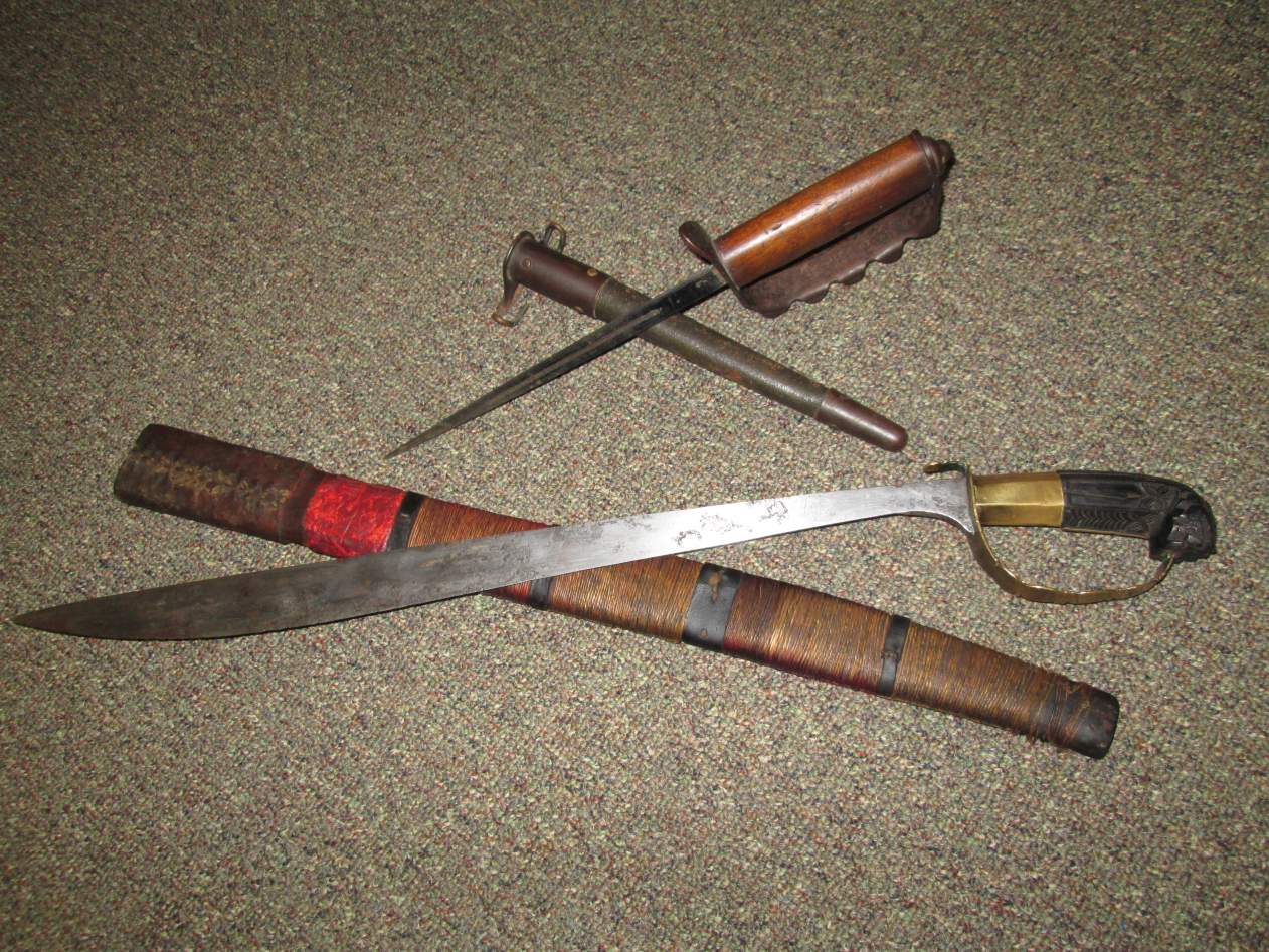 569562d1379268638-estate-sale-finds-1917-trench-knife-sword-trench-knife-stuff-001.jpg
